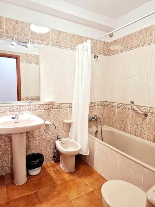 Comfortable Centrally Located Apartment Playa Feñabe Esterno foto